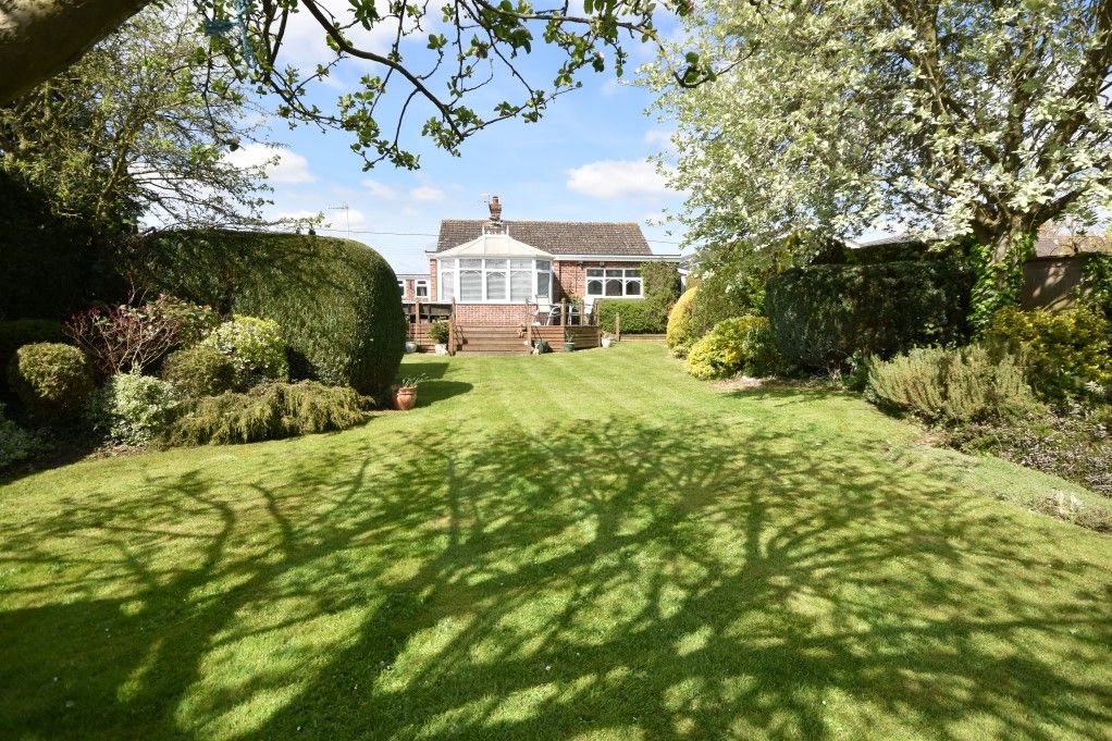 3 bed detached bungalow for sale in The Street, Dilham NR28, £675,000