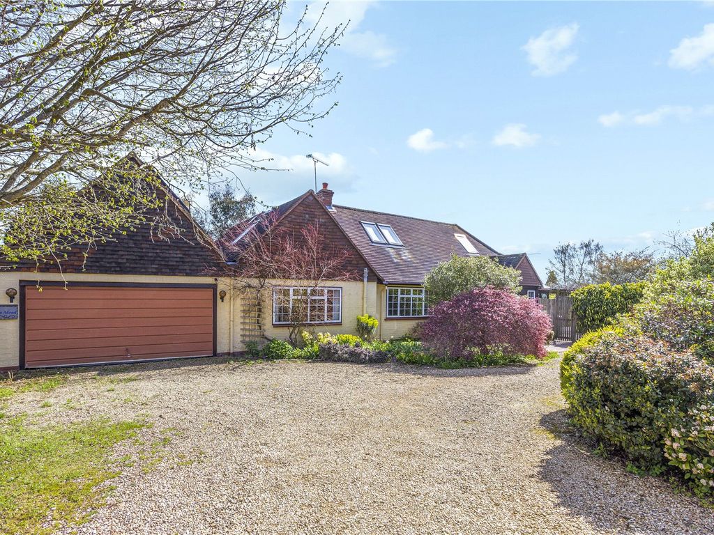 5 bed detached house for sale in Green End Road, Radnage, High Wycombe, Buckinghamshire HP14, £1,495,000