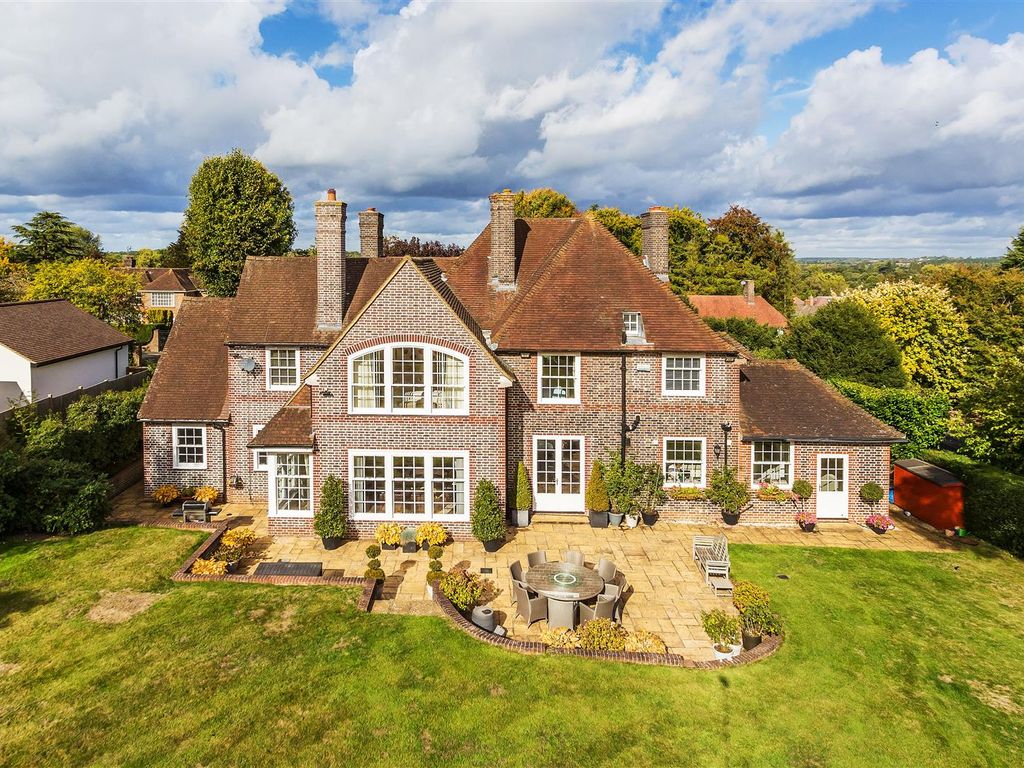 5 bed detached house for sale in The Mount, Fetcham KT22, £1,995,000