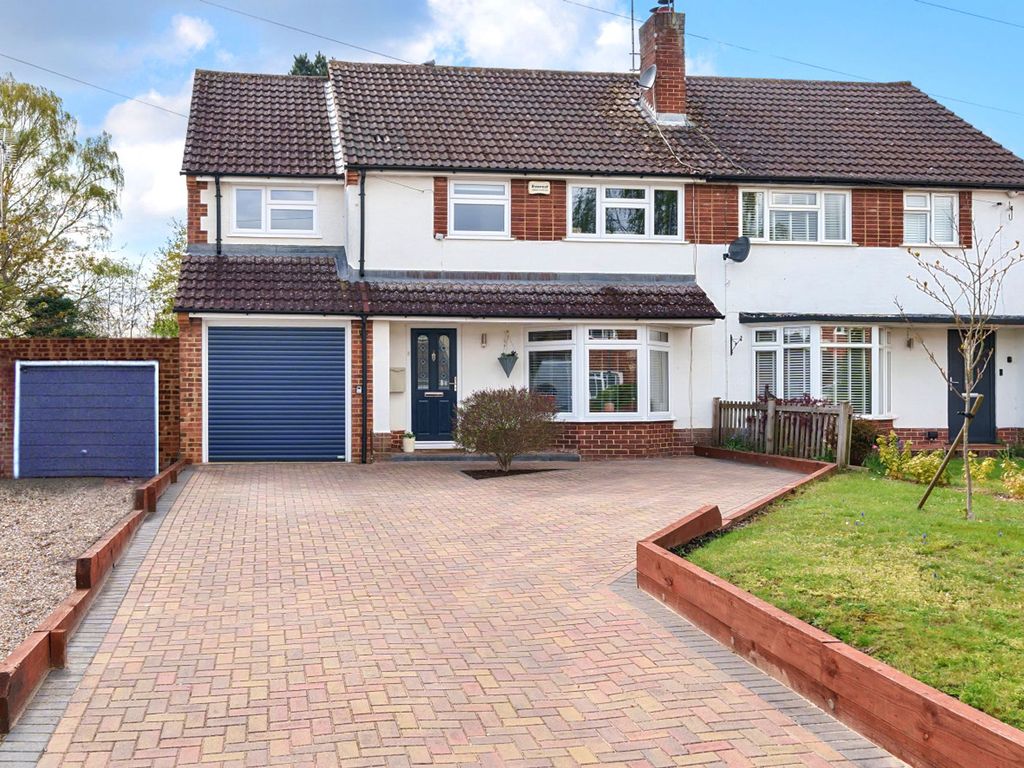 4 bed semi-detached house for sale in Haddon Drive, Woodley RG5, £650,000