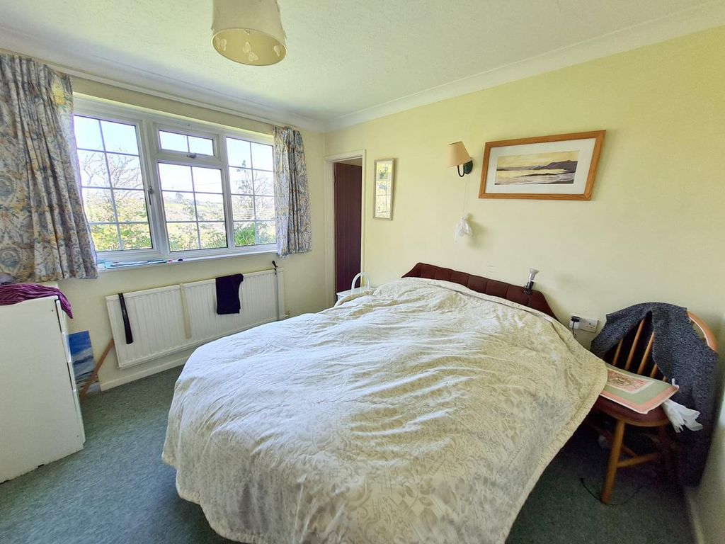 3 bed detached bungalow for sale in Ruan Minor, Helston TR12, £585,000