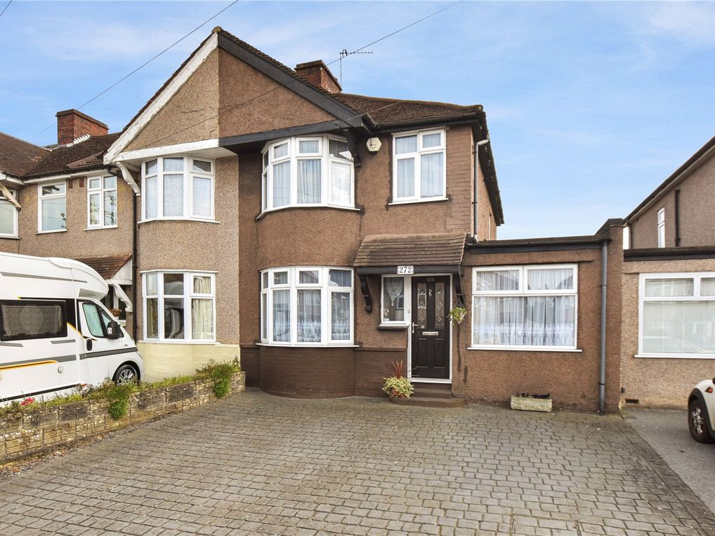 3 bed end terrace house for sale in Hurst Road, Bexley, Kent DA5, £465,000