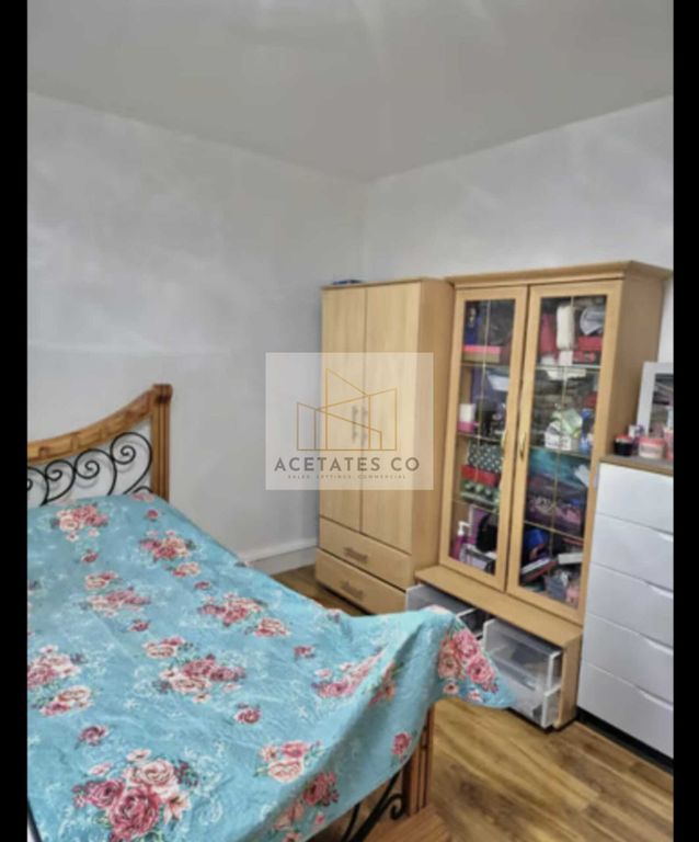 Room to rent in Barford House, Tredegar Road, Bow, London E3, £1,200 pcm