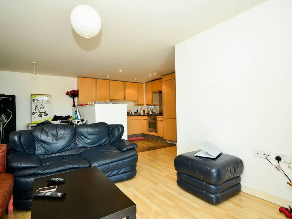 2 bed flat for sale in Forest Lane, Stratford, London E15, £380,000