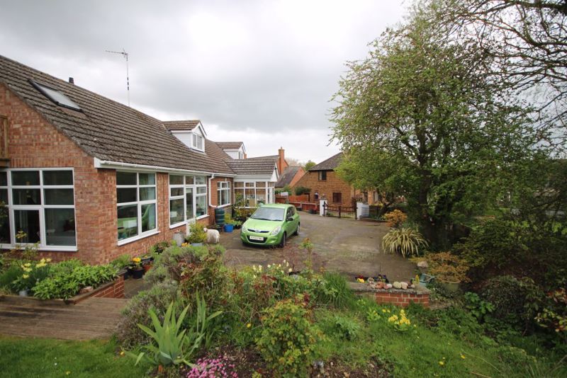 4 bed detached bungalow for sale in Burwell, Louth LN11, £375,000