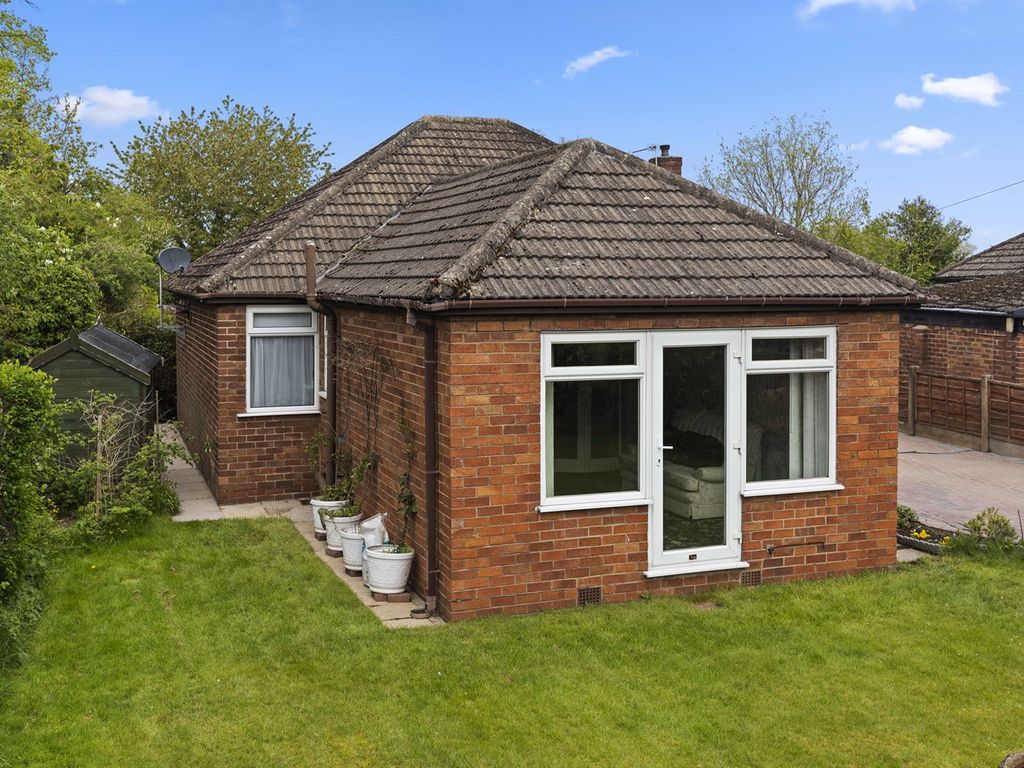 3 bed detached bungalow for sale in Rushgreen Road, Lymm WA13, £440,000