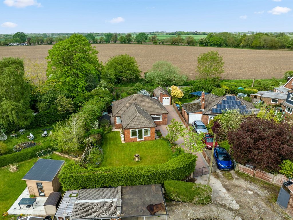 3 bed detached bungalow for sale in Rushgreen Road, Lymm WA13, £440,000