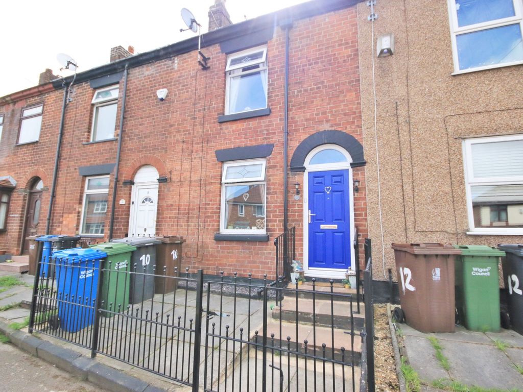 2 bed terraced house for sale in City Road, Orrell, Wigan WN5, £95,000