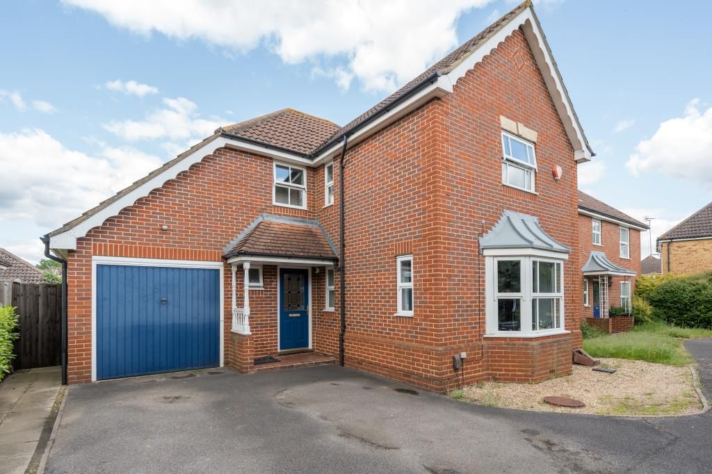 4 bed detached house for sale in Cippenham, Slough, Berkshire SL1, £750,000