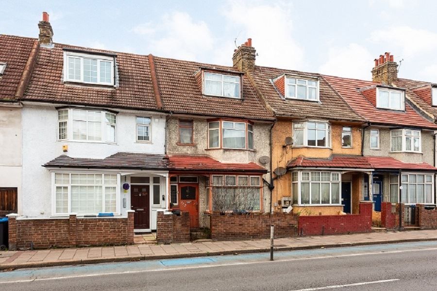 4 bed terraced house for sale in High Street Colliers Wood, Colliers Wood, London SW19, £530,000