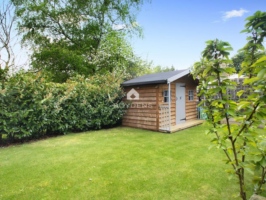 3 bed detached bungalow for sale in Gages Road, Belchamp St. Paul, Sudbury CO10, £455,000