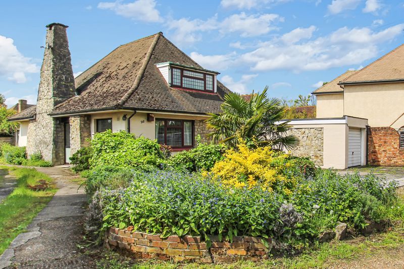 4 bed detached bungalow for sale in Bexley High Street, Bexley DA5, £650,000
