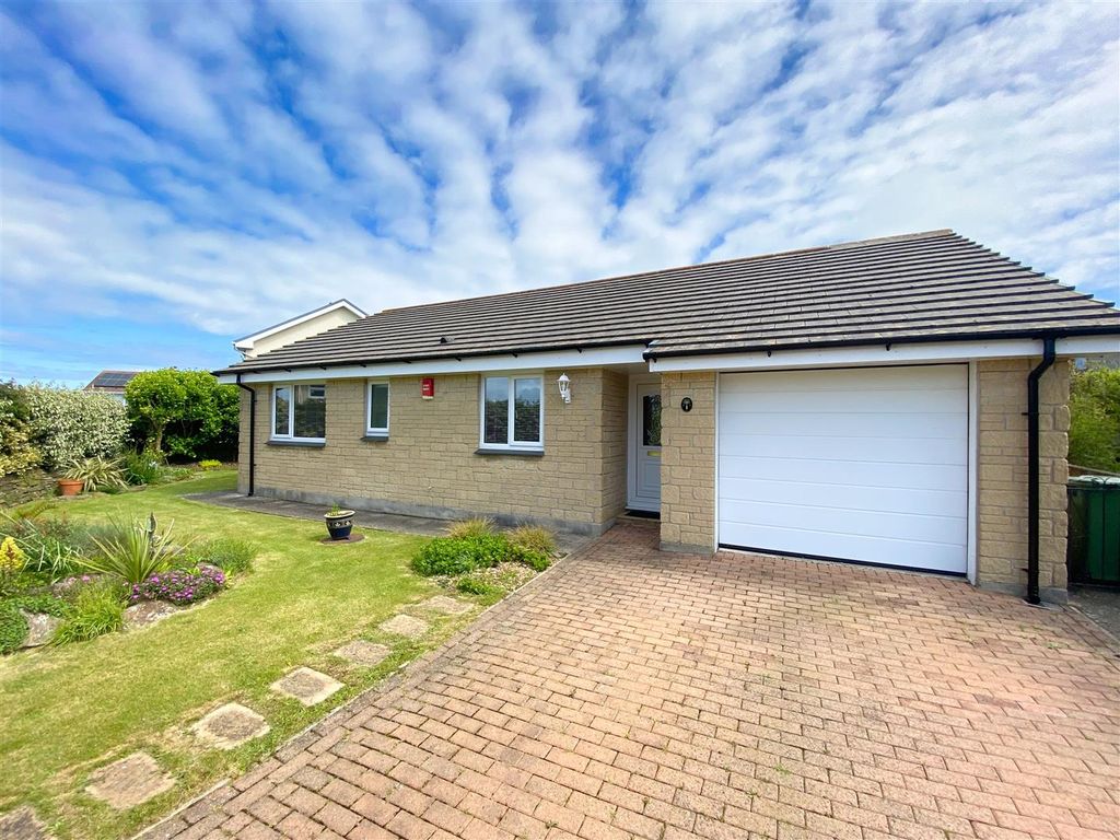3 bed detached bungalow for sale in Clemens Way, Connor Downs, Hayle TR27, £450,000