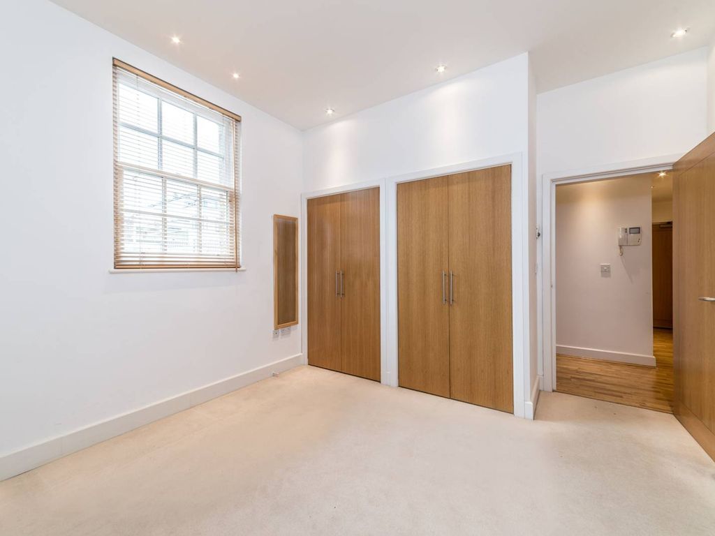 1 bed flat for sale in Arlington Road, Camden, London NW1, £550,000
