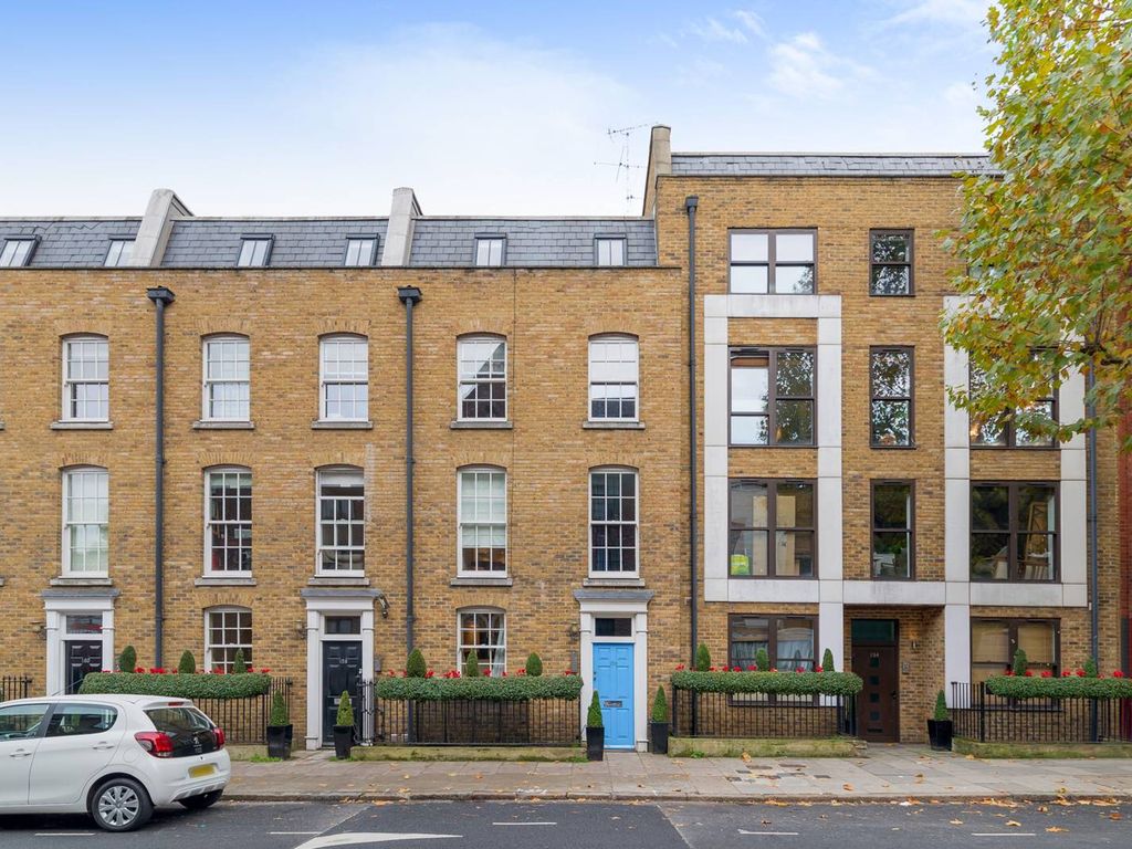 1 bed flat for sale in Arlington Road, Camden, London NW1, £550,000