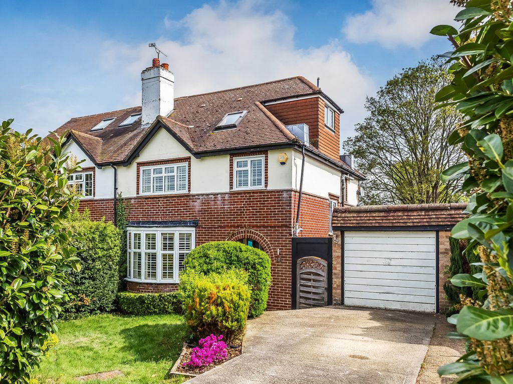 4 bed semi-detached house for sale in Roundwood Way, Banstead, Surrey SM7, £800,000