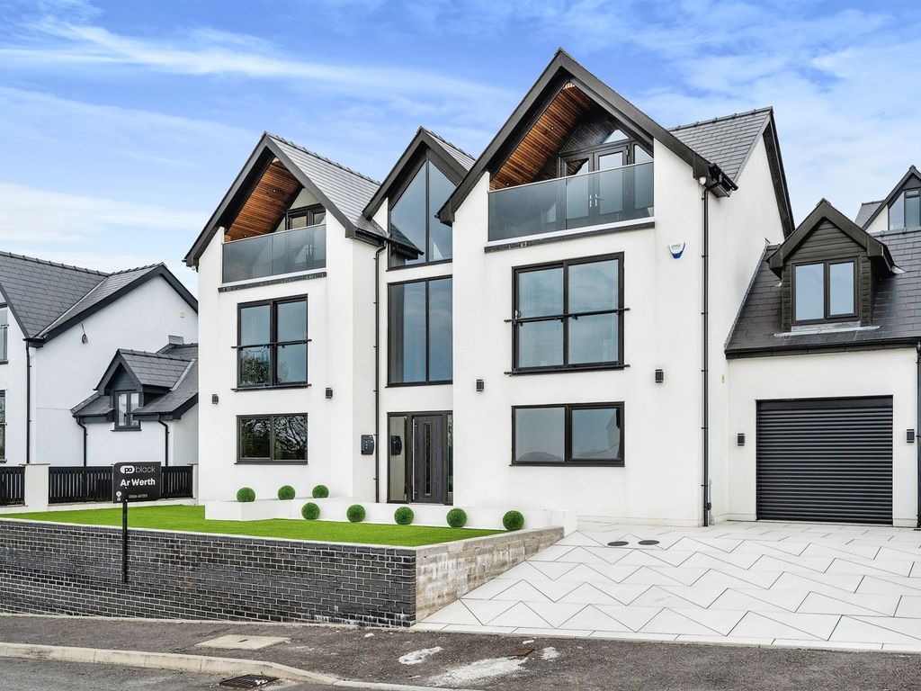 5 bed detached house for sale in Abergarw Meadow, Brynmenyn, Bridgend CF32, £725,000