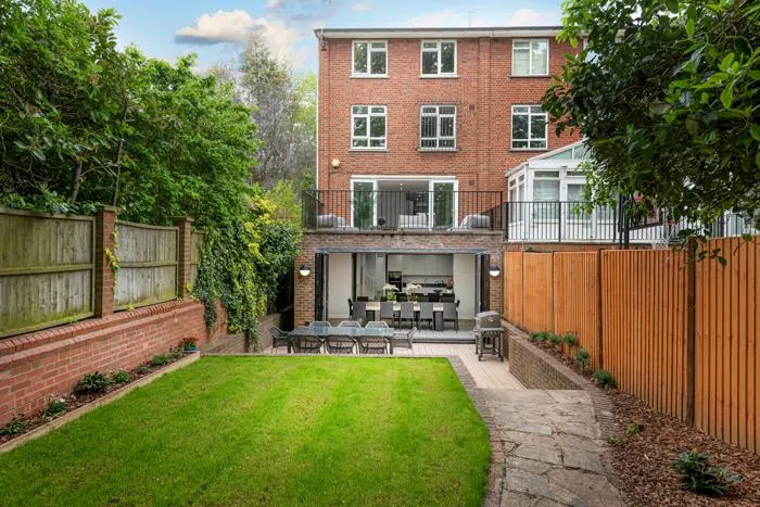 4 bed terraced house to rent in Harley Road, Primrose Hill NW3, £12,783 pcm