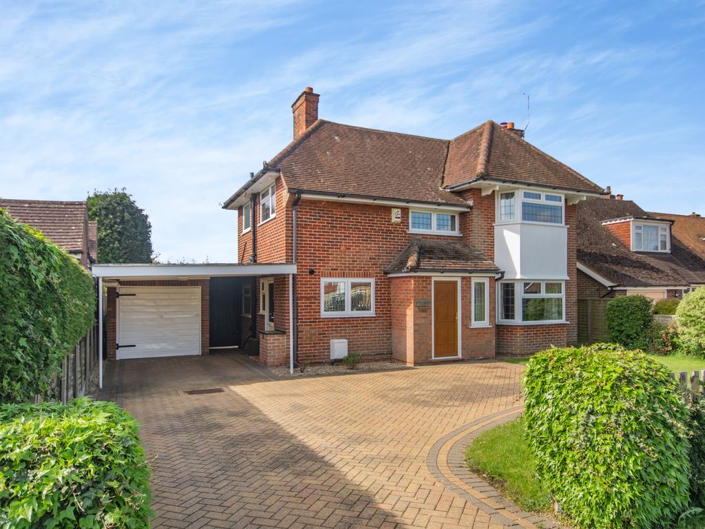 4 bed detached house for sale in Elizabeth Avenue, Little Chalfont, Amersham HP6, £1,195,000