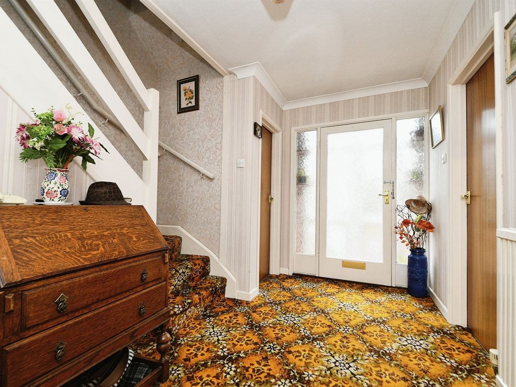 3 bed detached house for sale in Hunstanton Road, Dersingham, King's Lynn PE31, £425,000
