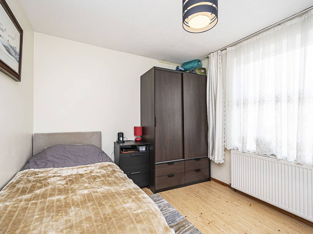 4 bed property for sale in Richmond Road, London Fields, London E8, £850,000