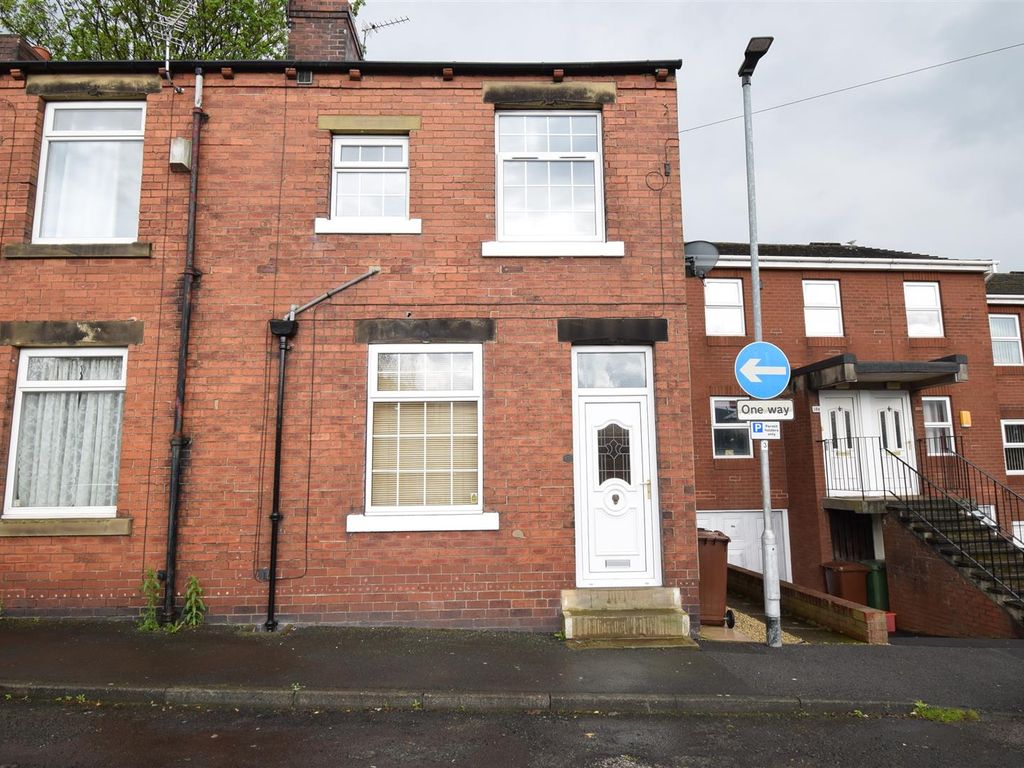 2 bed end terrace house to rent in Twitch Hill, Horbury WF4, £845 pcm