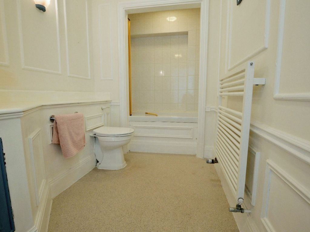 3 bed flat for sale in Beacon Terrace, Torquay TQ1, £255,000