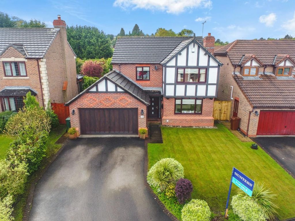 4 bed detached house for sale in Wike Ridge Avenue, Leeds LS17, £690,000