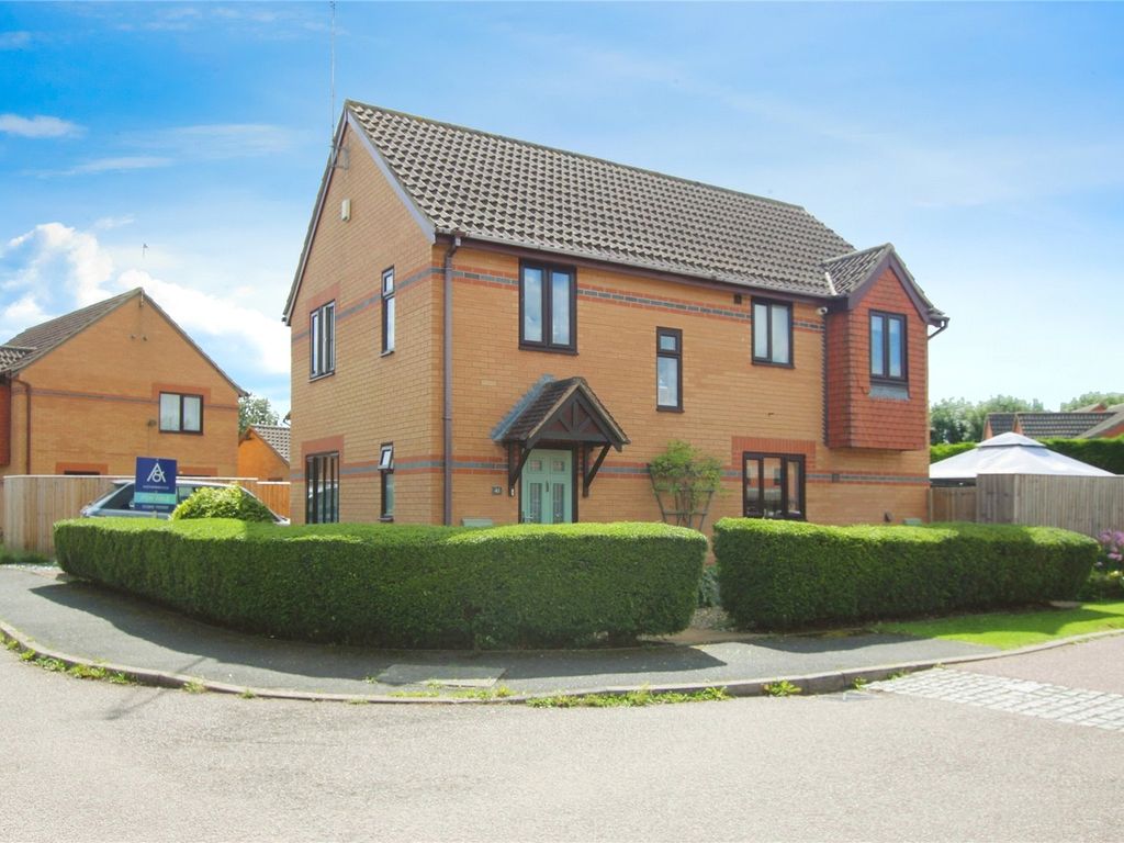 4 bed detached house for sale in Beech Drive, Brackley NN13, £400,000
