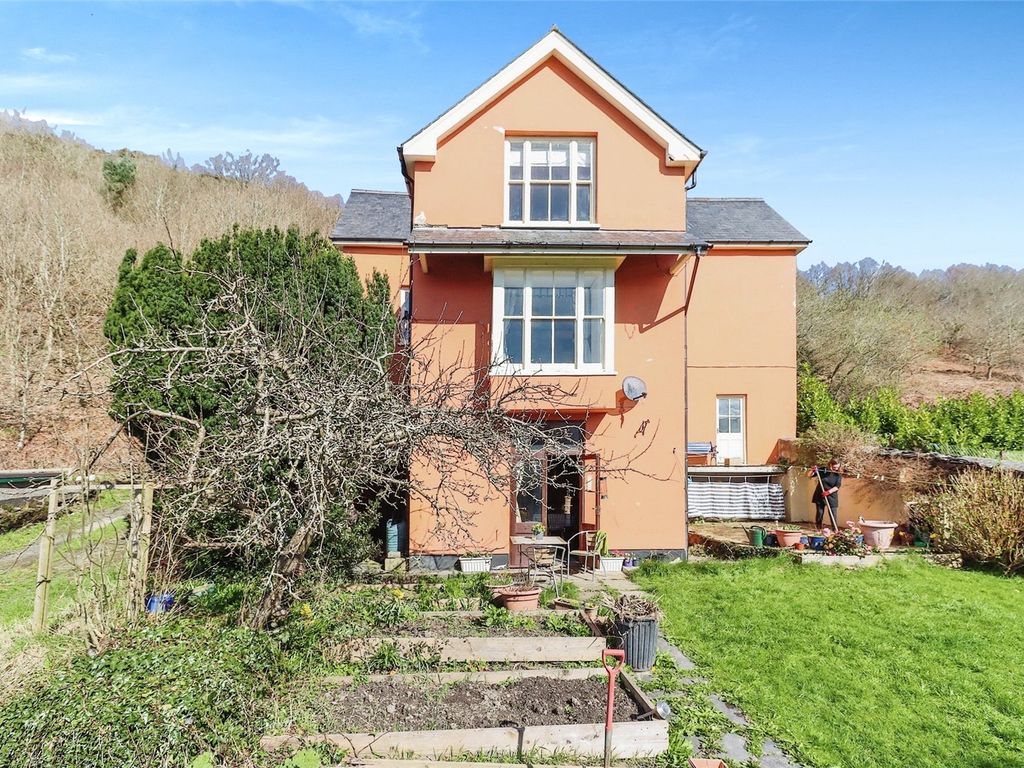 5 bed detached house for sale in Tan Yr Allt Road, Machynlleth SY20, £400,000