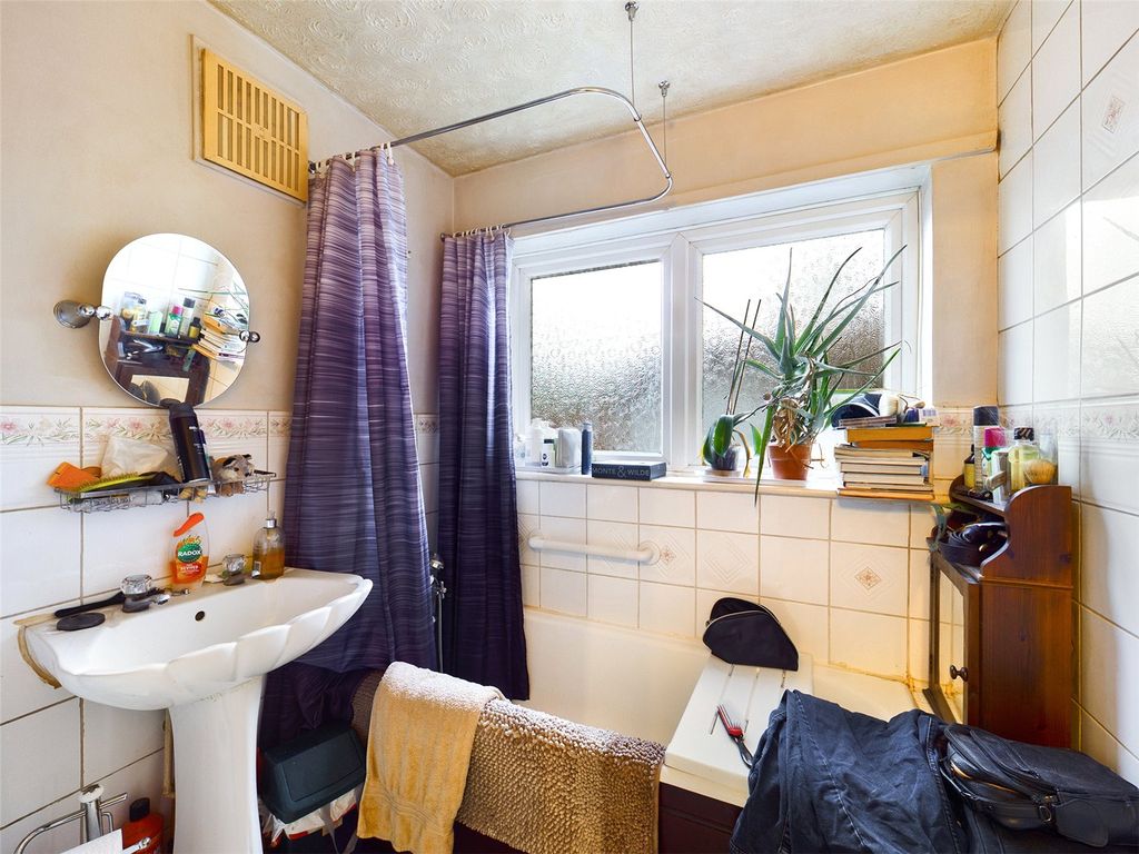 2 bed terraced house for sale in Oxenden Road, Tongham, Farnham, Surrey GU10, £360,000