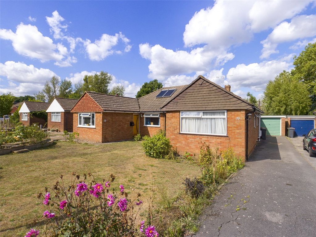 3 bed bungalow for sale in Orchard Close, Normandy, Guildford, Surrey GU3, £400,000