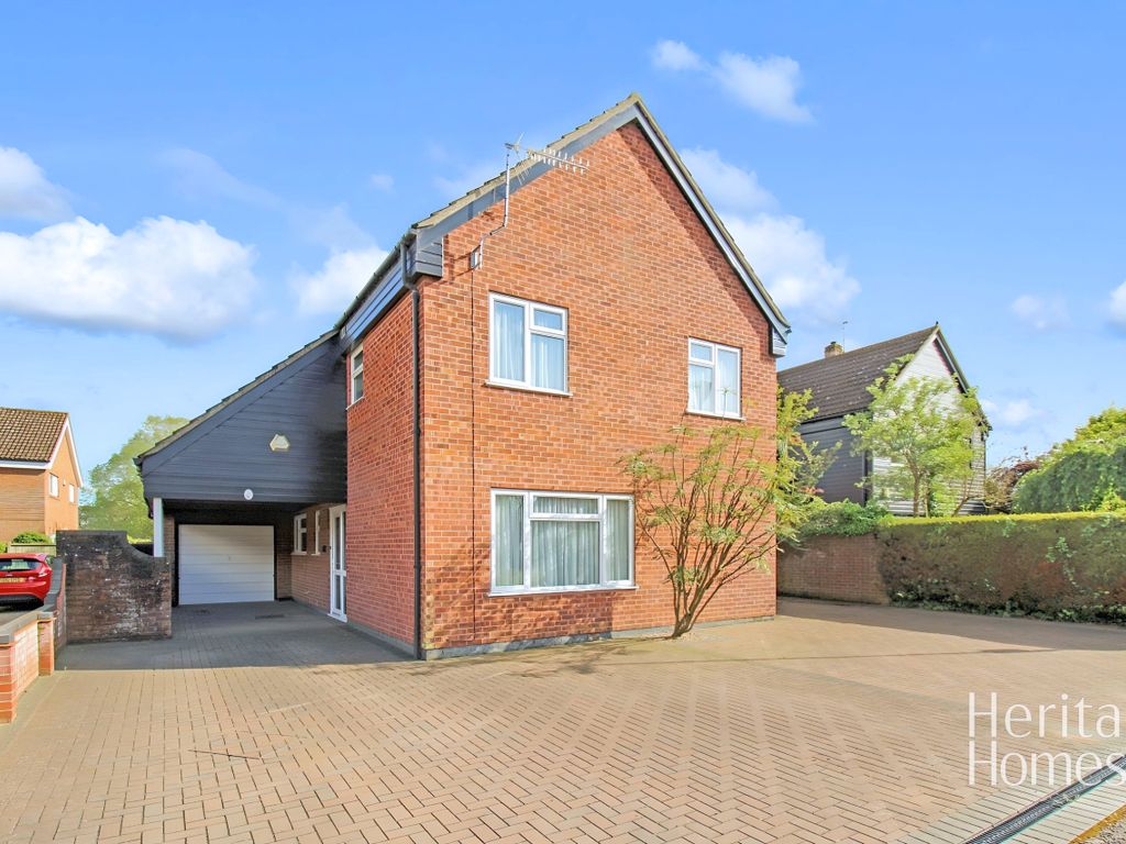 4 bed detached house for sale in Broadland Drive, Thorpe End, Norwich NR13, £400,000