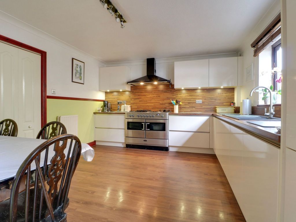 4 bed detached house for sale in The Causeway, Burwell CB25, £585,000