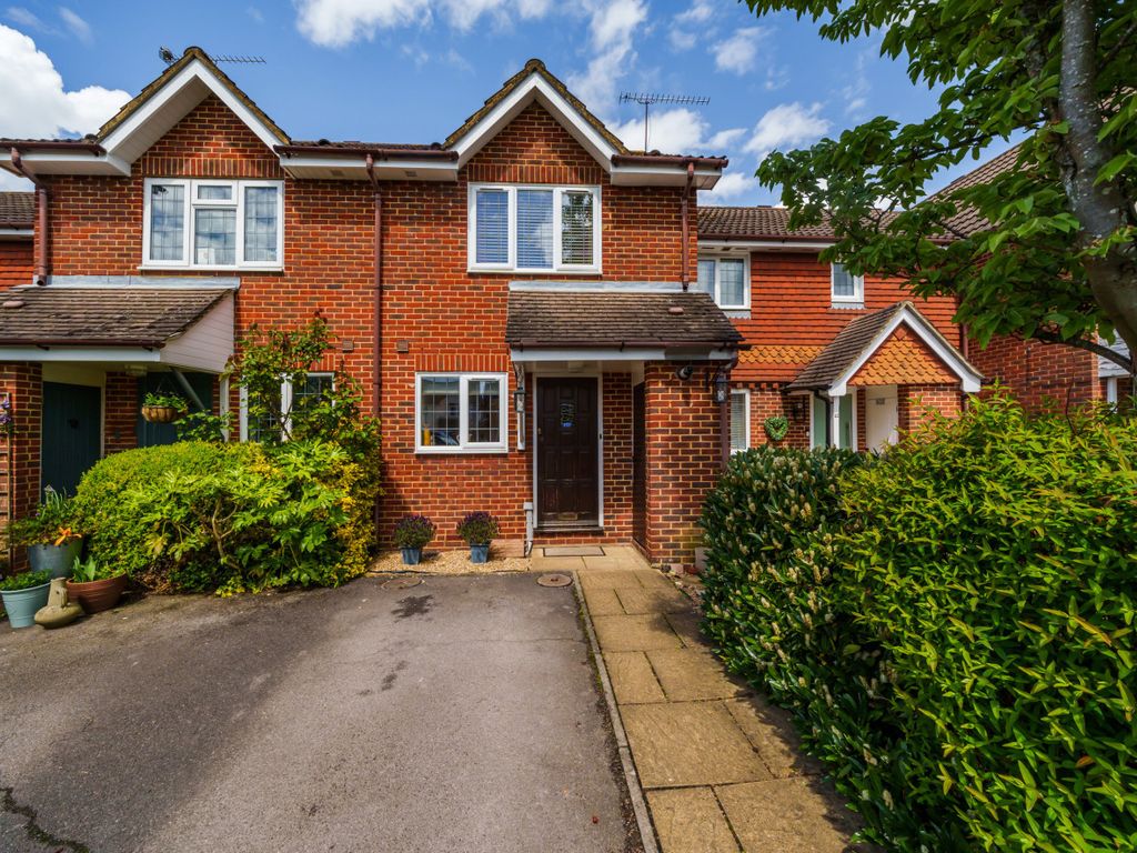 2 bed end terrace house for sale in Manor Farm Close, Ash, Surrey GU12, £350,000