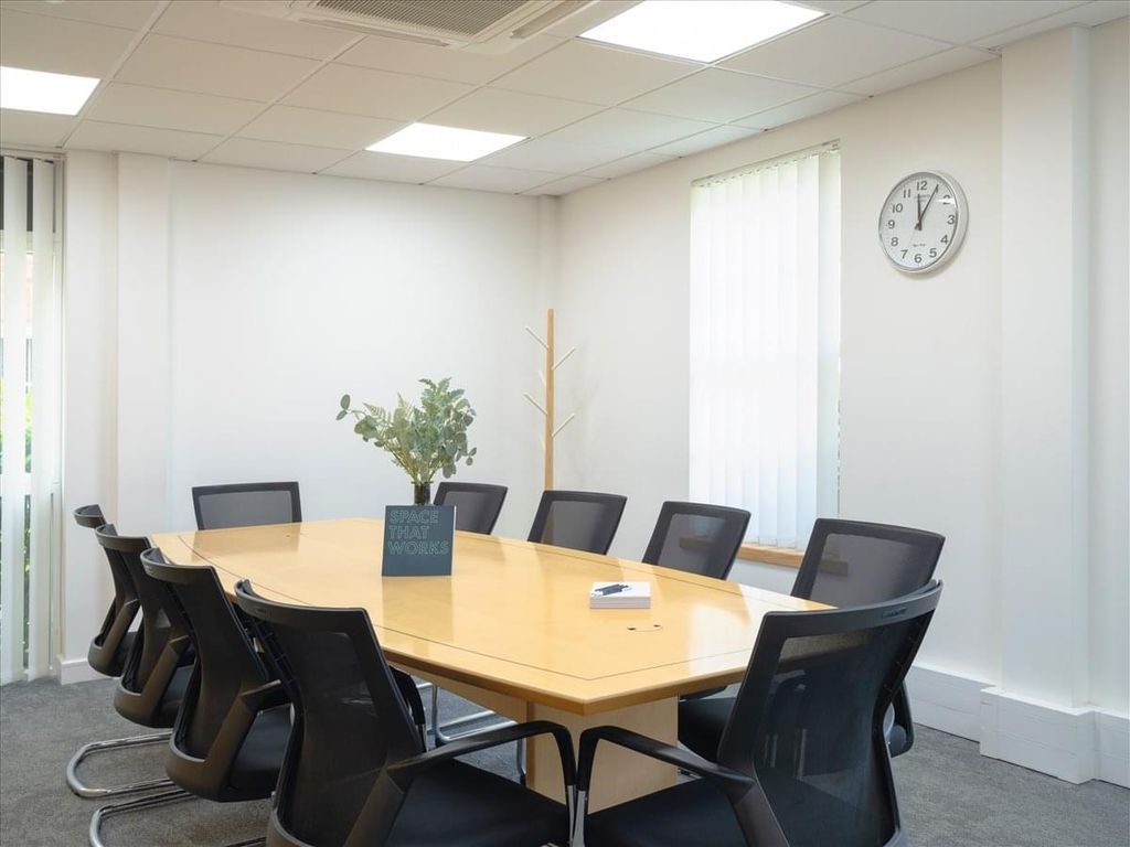 Serviced office to let in Thremhall Park, The Priory, Start Hill, Bishop's Stortford CM22, £5,592 pa