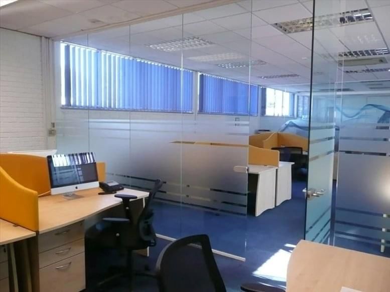 Serviced office to let in Spelthorne, Middlesex, Ashford TW15, £3,540 pa
