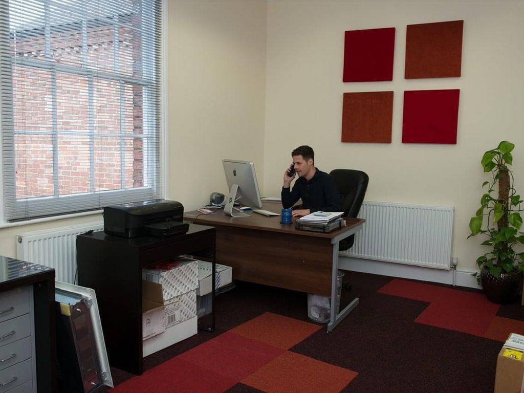 Serviced office to let in Ashby-De-La-Zouch, England, United Kingdom LE65, £2,400 pa