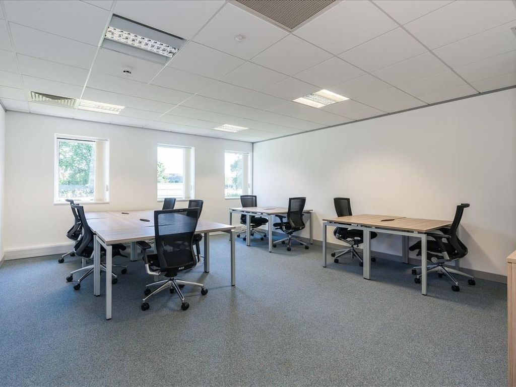 Serviced office to let in Warrington, England, United Kingdom WA3, £2,400 pa