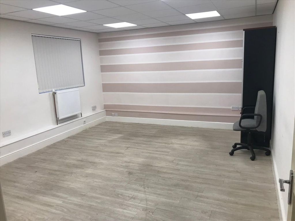 Serviced office to let in Remscheid Way, Jubilee Industrial Estate, Sovereign Business Centre, Ashington NE63, £1,176 pa