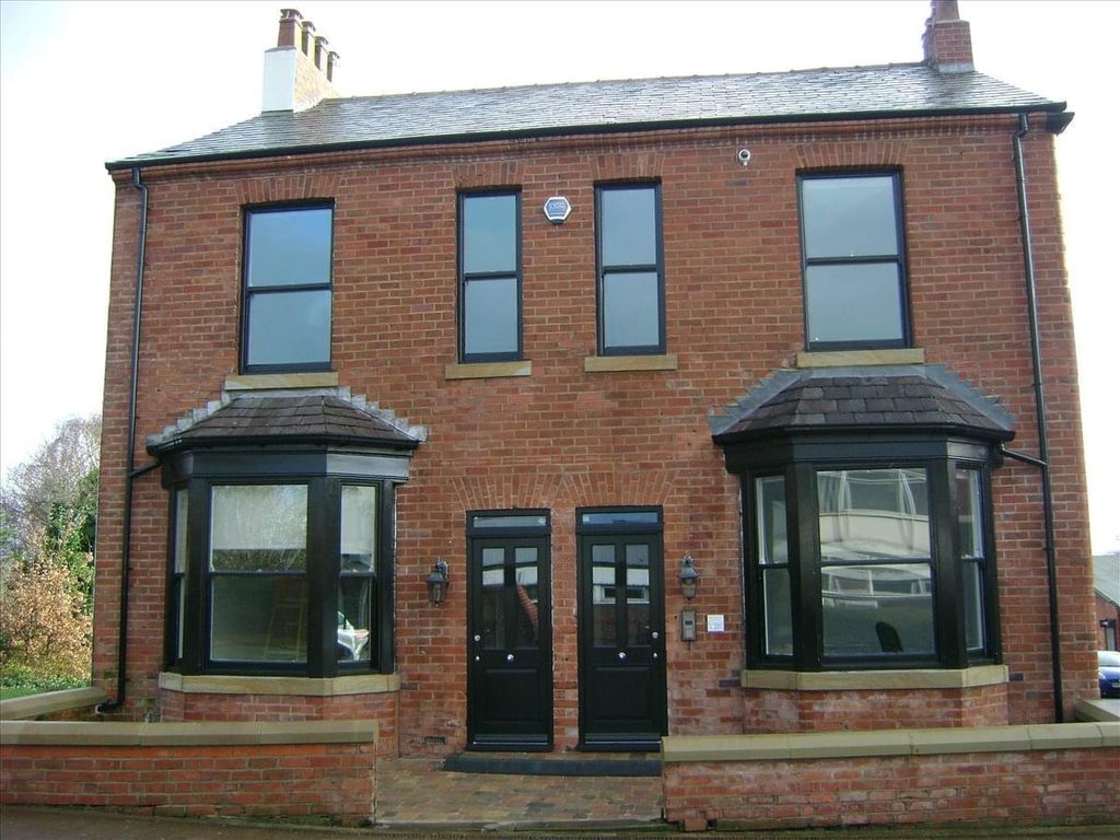 Serviced office to let in Bridge Street, Westway House, Newton Le Willows, Newton-Le-Willows WA12, £1,176 pa