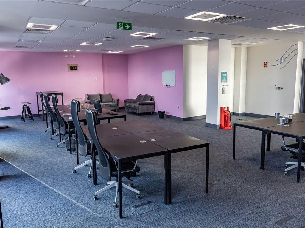 Serviced office to let in Dmc 02, County Way, Barnsley S70, £1,068 pa