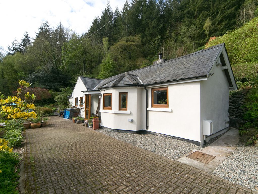 2 bed cottage for sale in Trefriw, Conwy LL27, £400,000