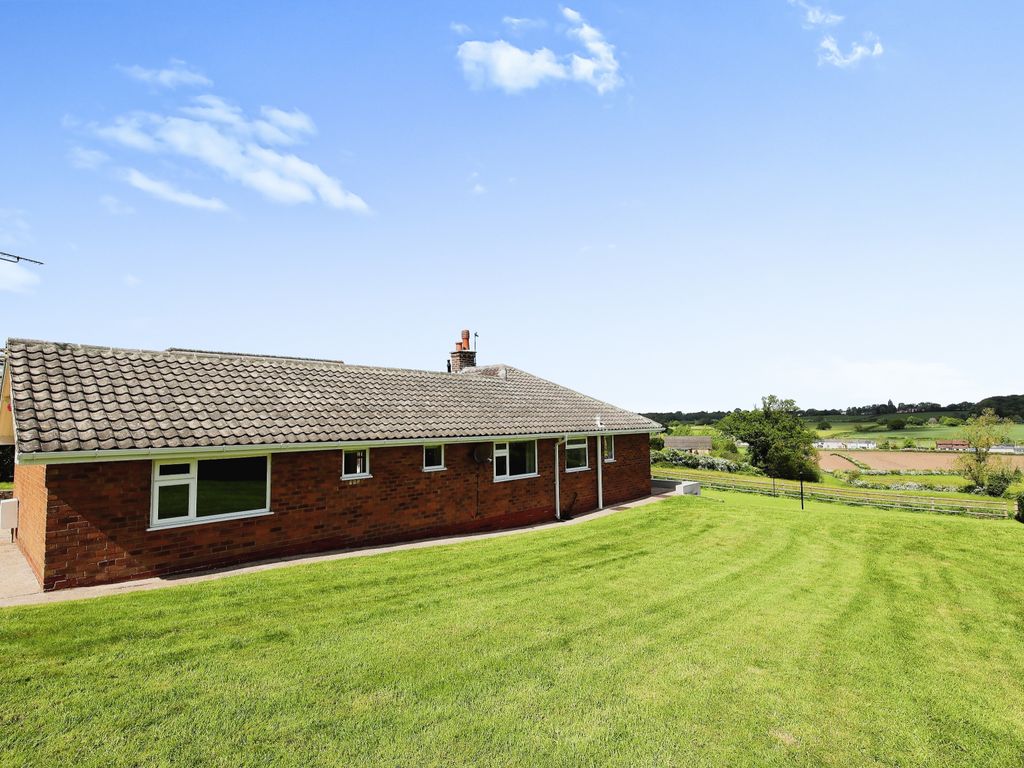 3 bed detached bungalow for sale in Strawberry Lane, Acton Bridge, Northwich CW8, £700,000