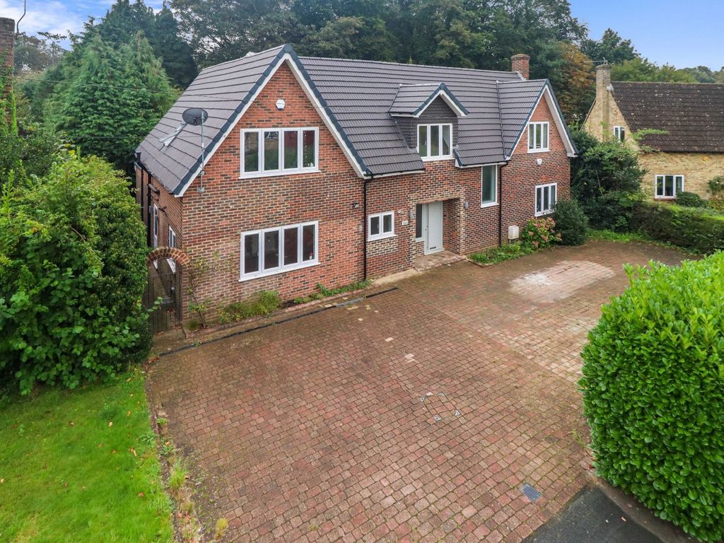 4 bed detached house for sale in Wattleton Road, Beaconsfield HP9, £1,375,000