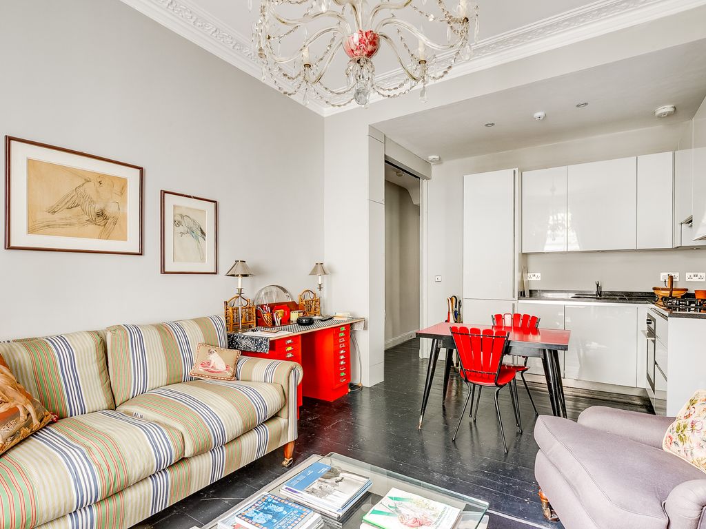 1 bed flat for sale in Ifield Road, London SW10, £525,000