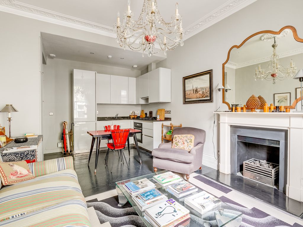 1 bed flat for sale in Ifield Road, London SW10, £525,000