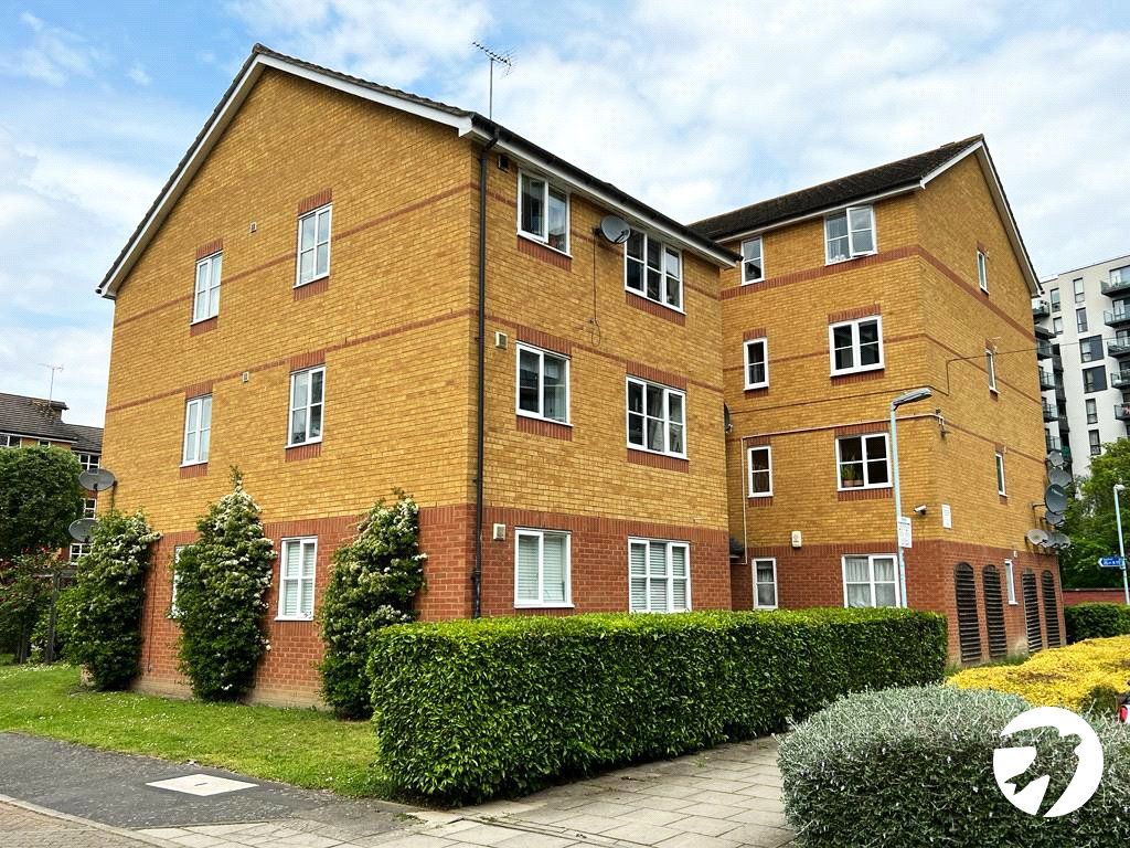 2 bed flat for sale in Colgate House, Armoury Road, London SE8, £360,000