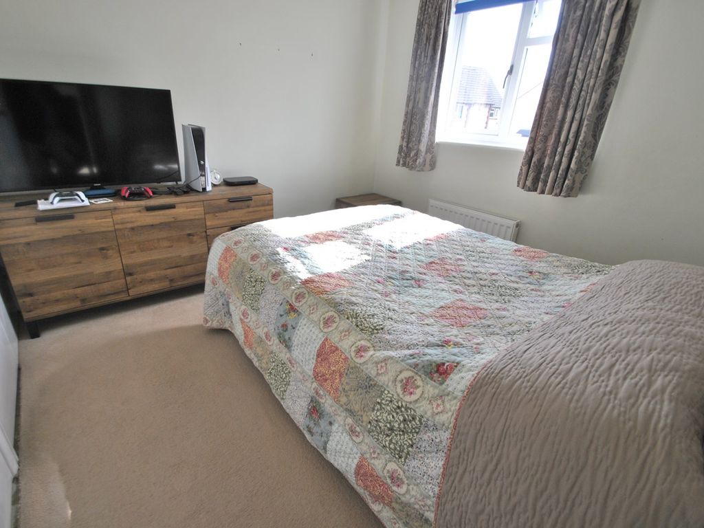 3 bed semi-detached house for sale in Cutsdean Close, Bishops Cleeve, Cheltenham GL52, £340,000