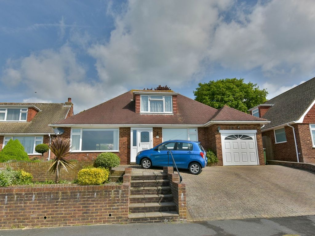 3 bed detached bungalow for sale in Cowdray Park Road, Bexhill-On-Sea TN39, £520,000